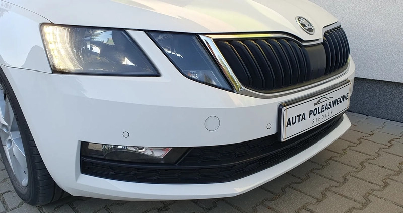 Skoda Octavia cena 37300 przebieg: 196000, rok produkcji 2019 z Augustów małe 277